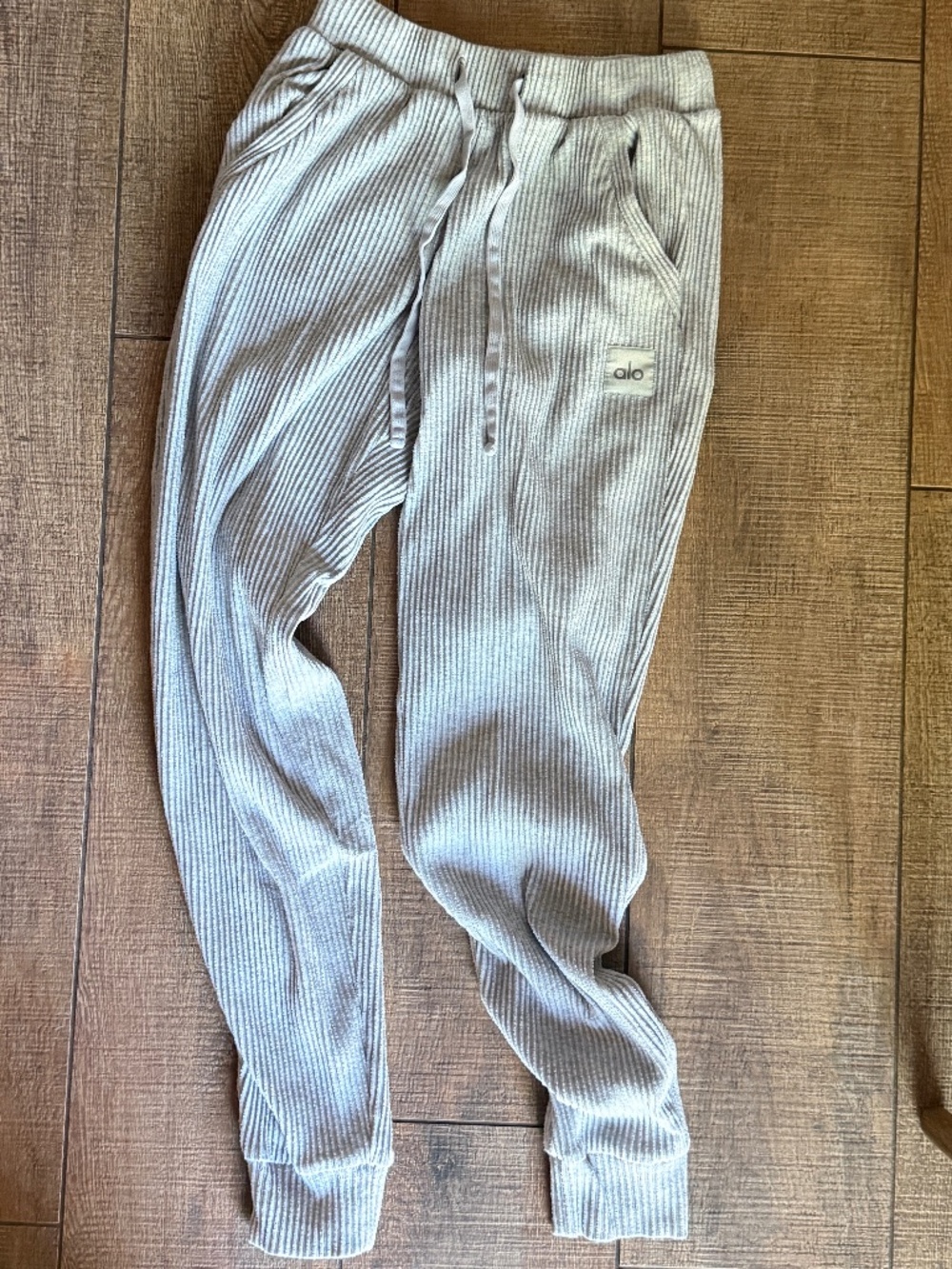 Alo Yoga Ribbed Lounge Joggers